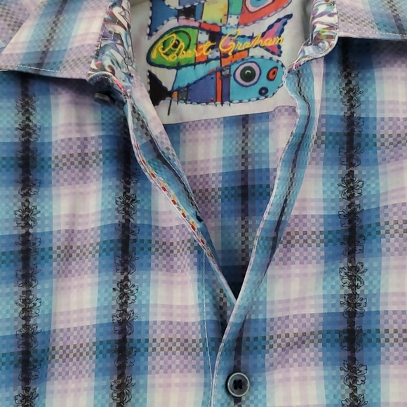 Shirt - Picture 2 of 3